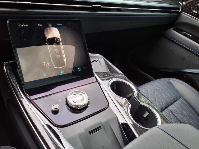 2026 Cadillac ESCALADE IQL Sport