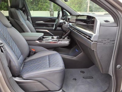 2026 Cadillac ESCALADE IQL Sport