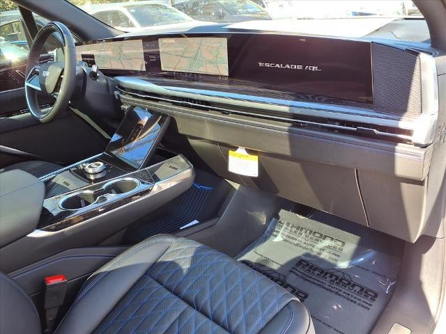 2026 Cadillac ESCALADE IQL Sport