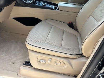 2023 Cadillac Escalade RWD Premium Luxury
