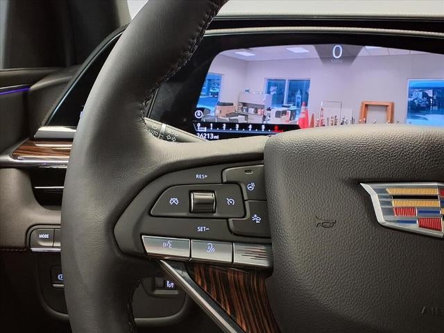 2024 Cadillac Escalade ESV Luxury