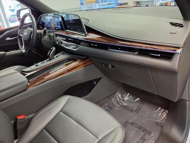 2024 Cadillac Escalade ESV Luxury