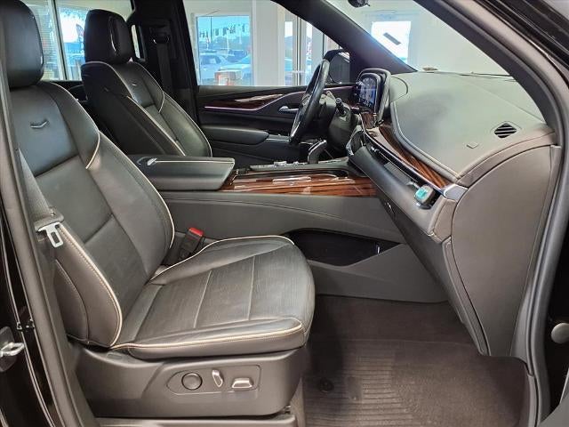 2022 Cadillac Escalade ESV Premium Luxury