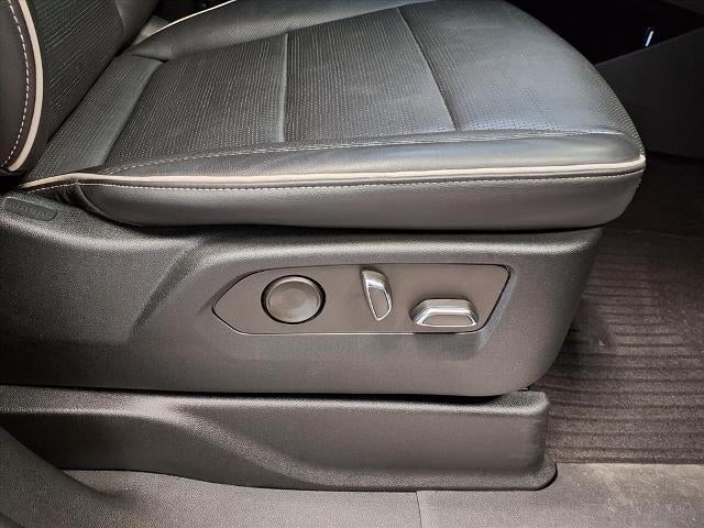 2022 Cadillac Escalade ESV Premium Luxury