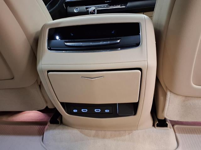 2024 Cadillac Escalade ESV Premium Luxury