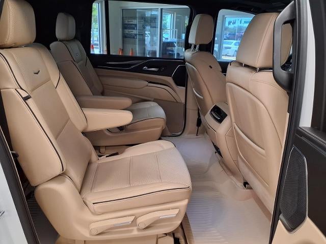 2024 Cadillac Escalade ESV Premium Luxury