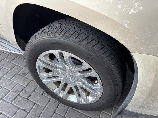 2015 Cadillac Escalade Standard