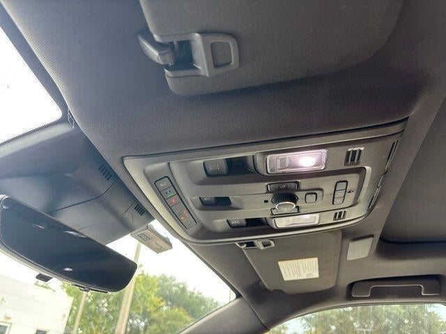2024 Cadillac Escalade ESV Premium Luxury