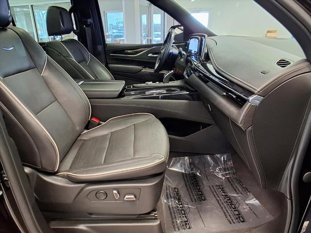 2023 Cadillac Escalade Sport