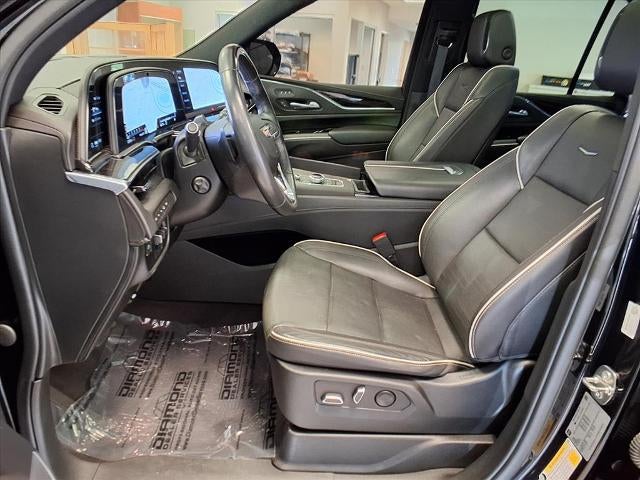 2023 Cadillac Escalade Sport