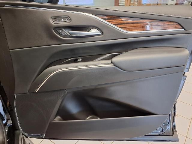 2023 Cadillac Escalade ESV Premium Luxury