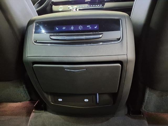 2023 Cadillac Escalade ESV Premium Luxury