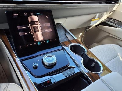 2026 Cadillac Escalade Platinum Luxury