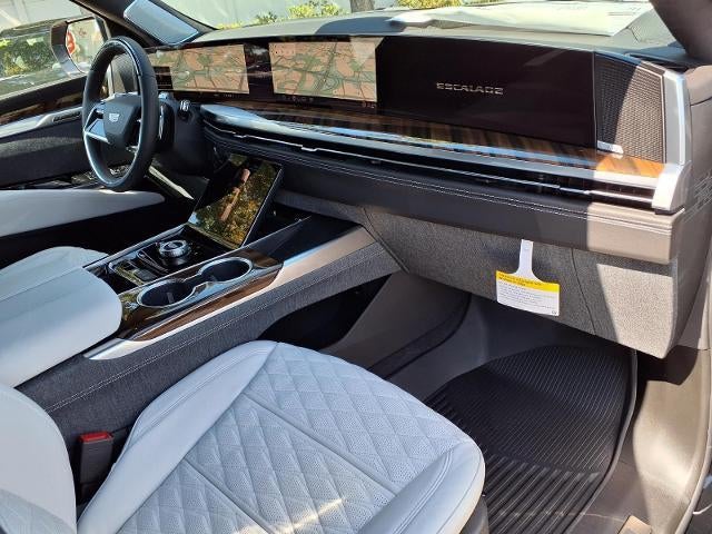 2027 Cadillac Escalade 4WD Platinum Sport