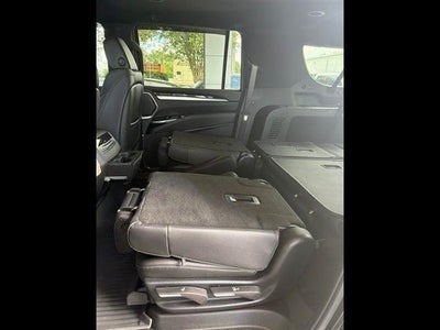 2025 Cadillac Escalade ESV Luxury