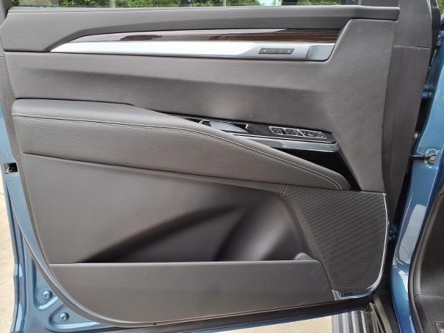 2026 Cadillac Escalade ESV Luxury
