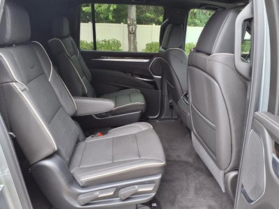 2026 Cadillac Escalade ESV Luxury