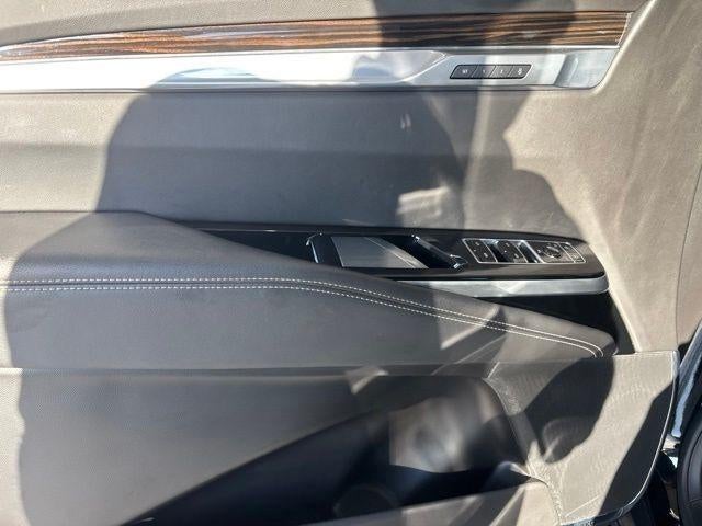2025 Cadillac Escalade ESV Premium Luxury