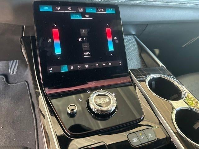 2025 Cadillac Escalade ESV Premium Luxury