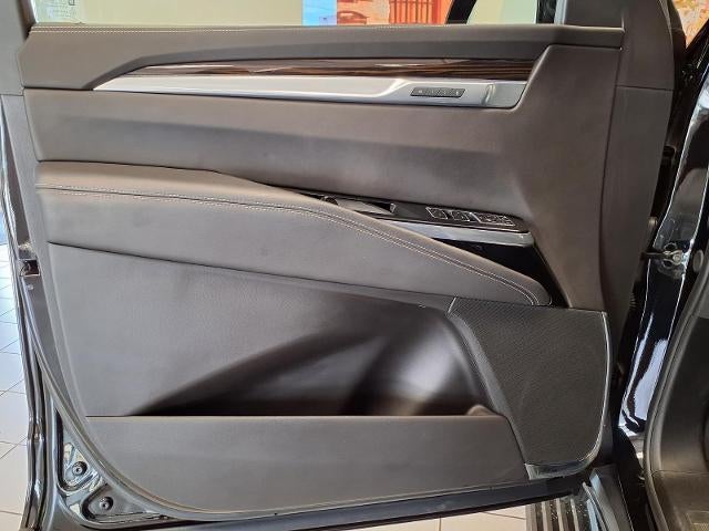 2025 Cadillac Escalade ESV Premium Luxury