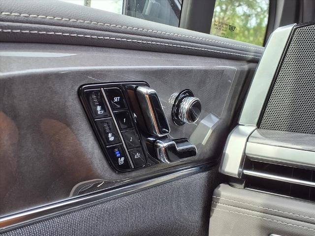 2026 Cadillac ESCALADE IQ Luxury