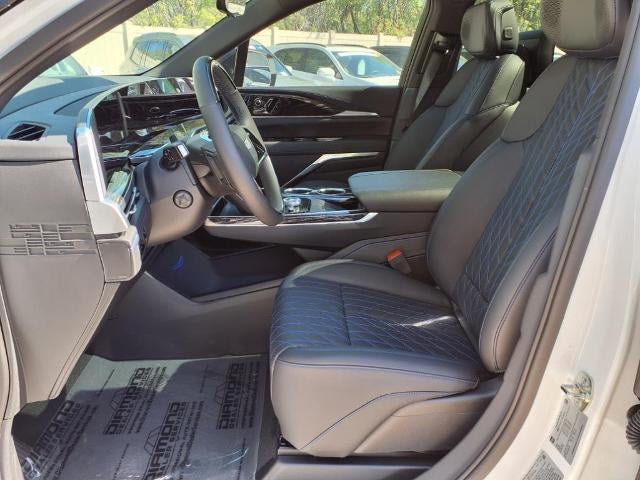 2025 Cadillac ESCALADE IQ Luxury 1