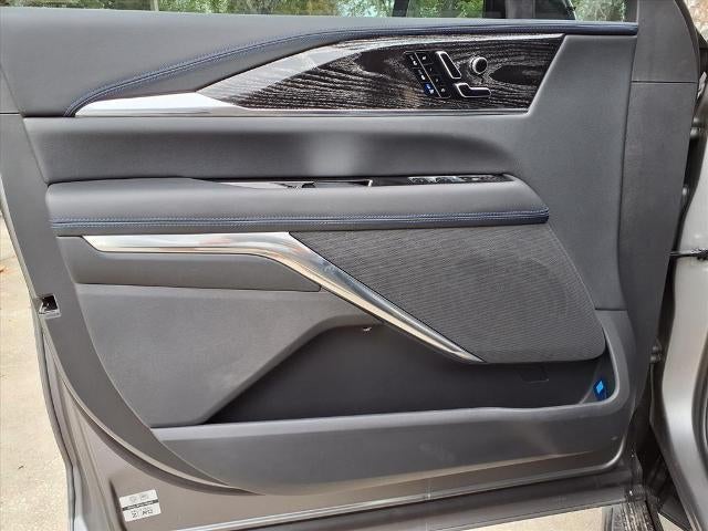 2026 Cadillac ESCALADE IQ Sport