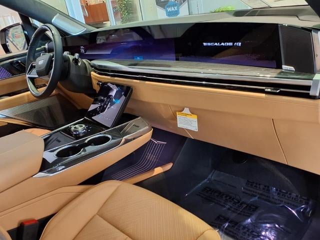 2025 Cadillac ESCALADE IQ Sport 2