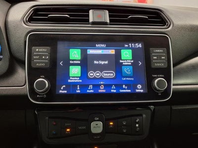2022 Nissan LEAF SV