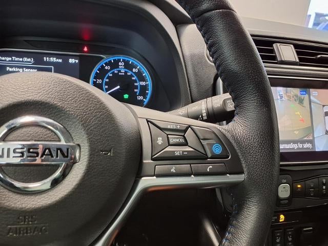 2022 Nissan LEAF SV