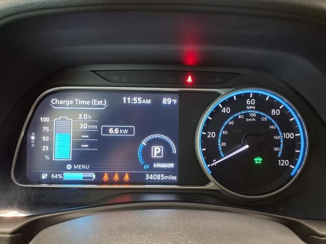 2022 Nissan LEAF SV