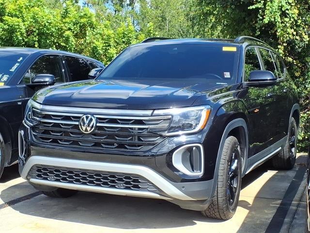 2024 Volkswagen Atlas 2.0T Peak Edition SEL