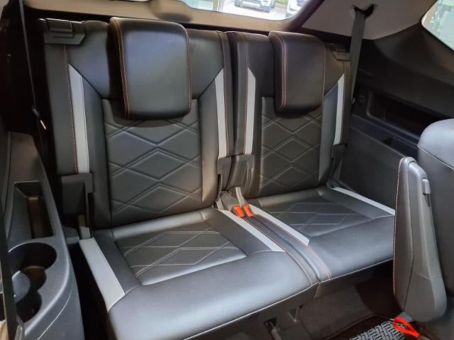 2024 Volkswagen Atlas 2.0T Peak Edition SEL