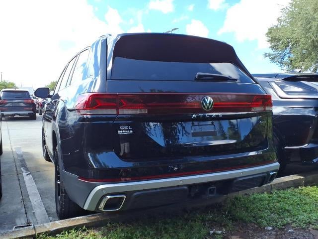 2024 Volkswagen Atlas 2.0T Peak Edition SEL