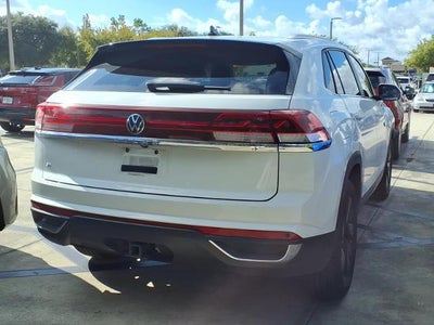 2025 Volkswagen Atlas Cross Sport 2.0T SE w/Technology