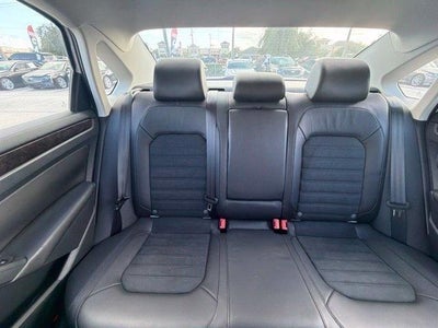 2015 Volkswagen Passat 1.8T SEL Premium