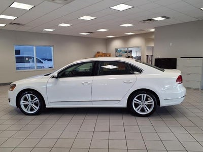 2015 Volkswagen Passat 1.8T SEL Premium