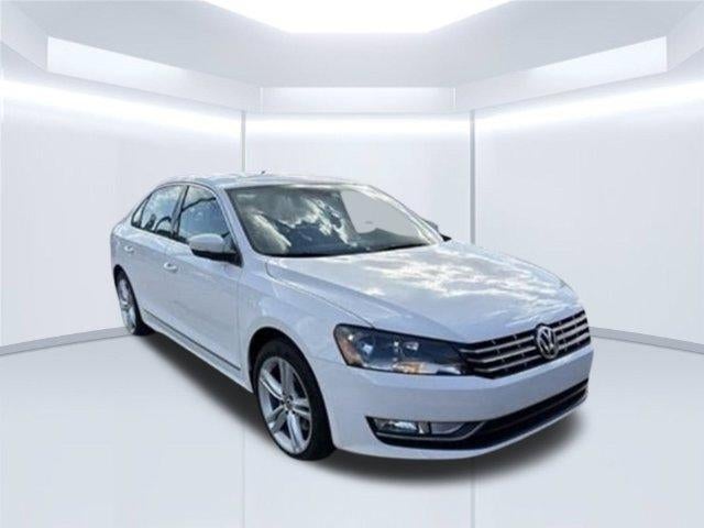 2015 Volkswagen Passat 1.8T SEL Premium