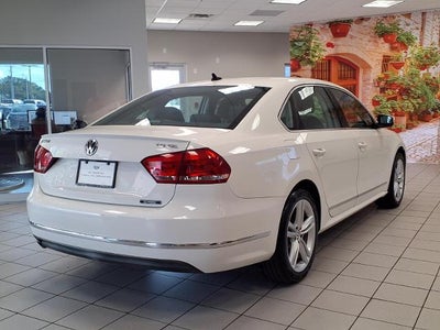 2015 Volkswagen Passat 1.8T SEL Premium