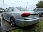 2017 Volkswagen Passat R-Line w/Comfort Pkg
