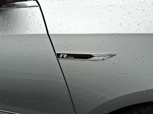 2017 Volkswagen Passat R-Line w/Comfort Pkg