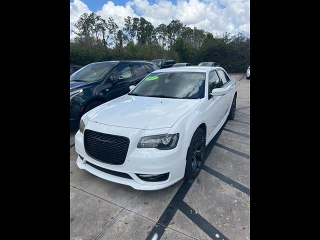 2022 Chrysler 300 Touring L