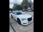 2022 Chrysler 300 Touring L