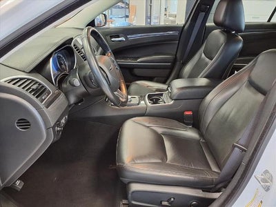 2022 Chrysler 300 Touring L