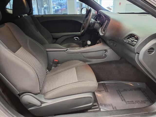 2017 Dodge Challenger SXT