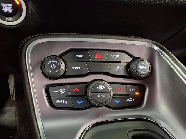 2017 Dodge Challenger SXT