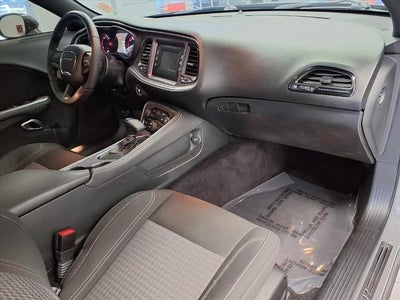 2017 Dodge Challenger SXT