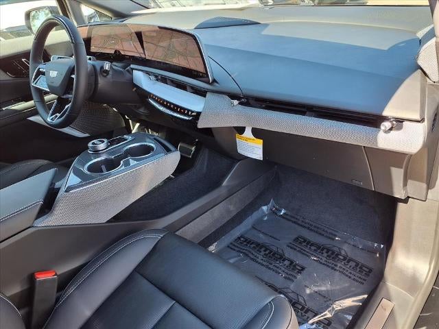 2026 Cadillac OPTIQ Premium Luxury