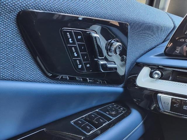 2026 Cadillac OPTIQ Premium Luxury