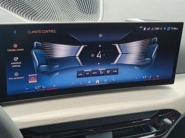 2025 BMW 2 Series 230i
